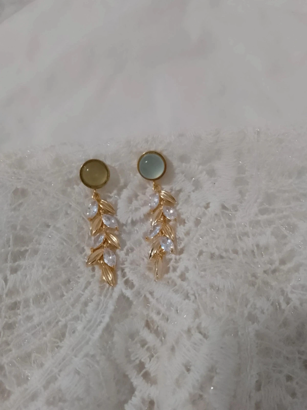 Boucles d'oreilles pierre de calcédoine et épi de blé en acier inoxydable